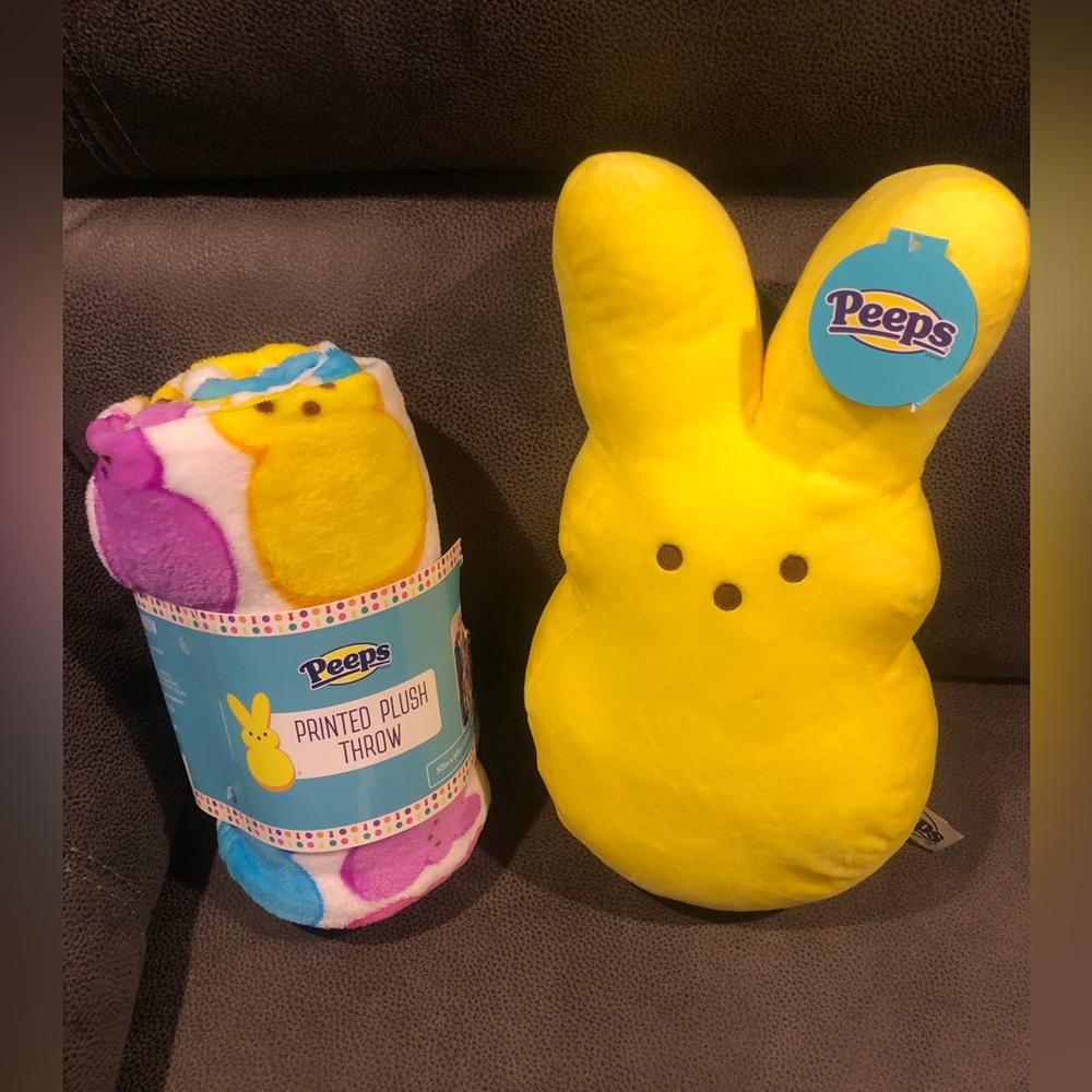 Adorable original yellow peeps and blanket set buttery soft
